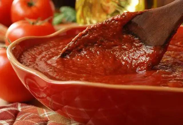Molho de tomate caseiro